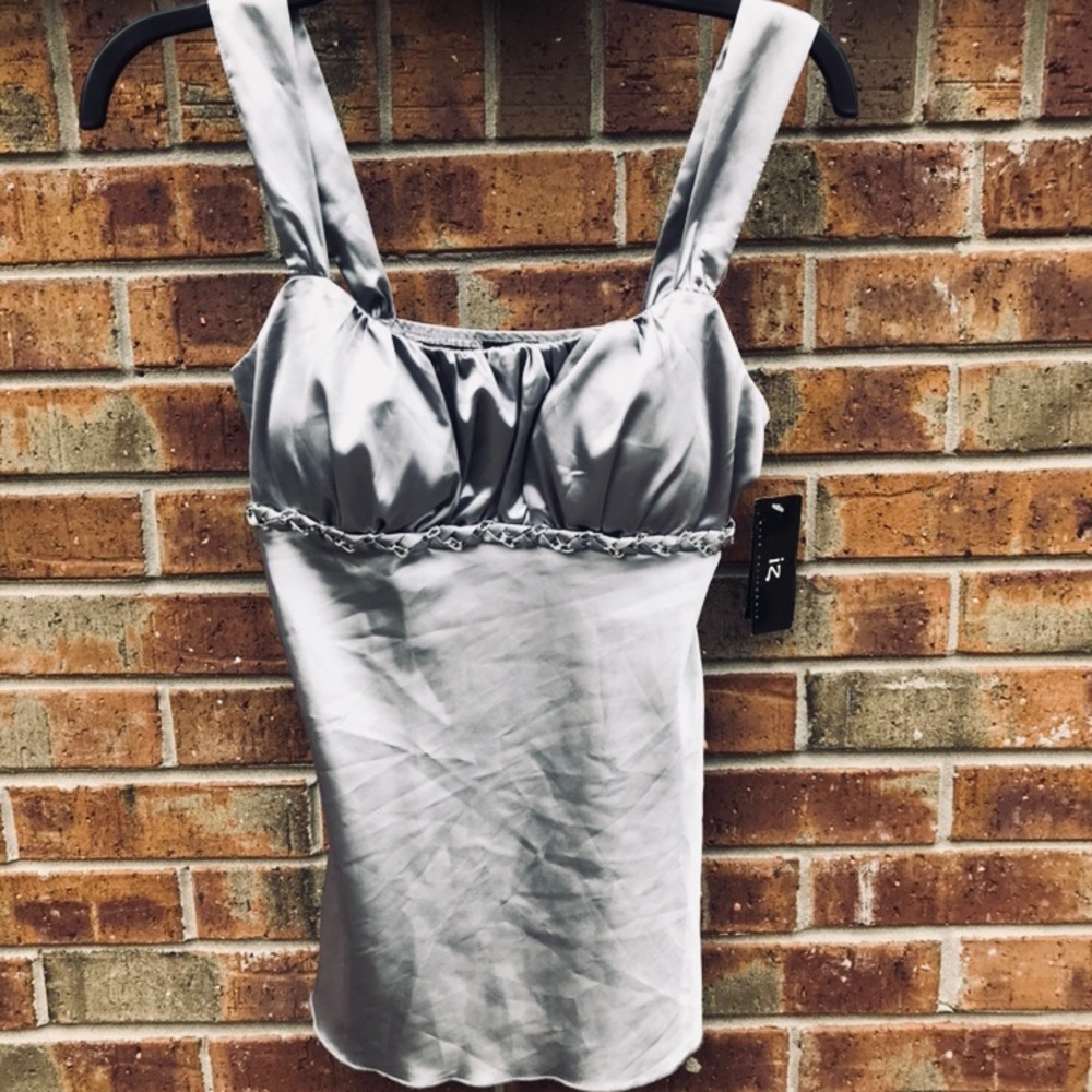 | Iz Byer | NWT Boutique Top